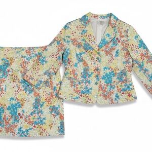 TAHARI Floral 2-Piece Suit (size 14P)